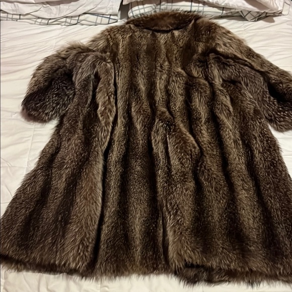 Gray and Black Teddy Jacket with Plush Texture and Full-Length Sleeves - Picture 10 of 15